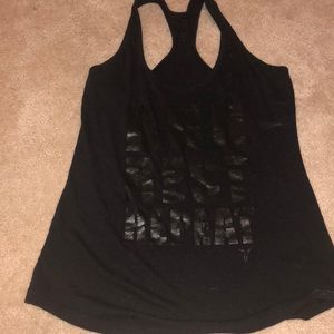 workout tee